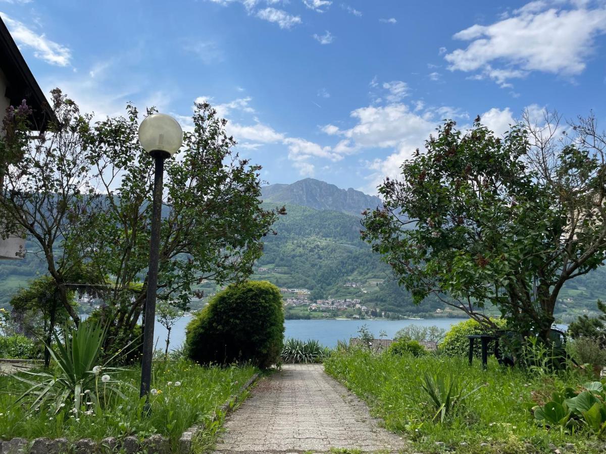 Lake Apartment Ischia Red Tenna Екстериор снимка