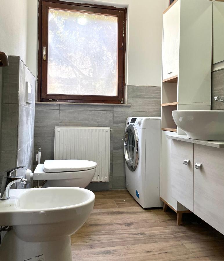 Lake Apartment Ischia Red Tenna Екстериор снимка