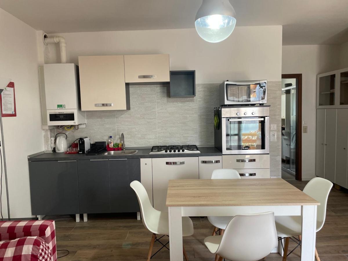 Lake Apartment Ischia Red Tenna Екстериор снимка